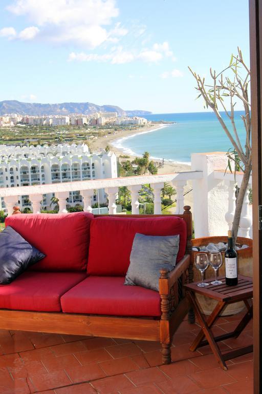 Hostal Avalon Nerja Extérieur photo