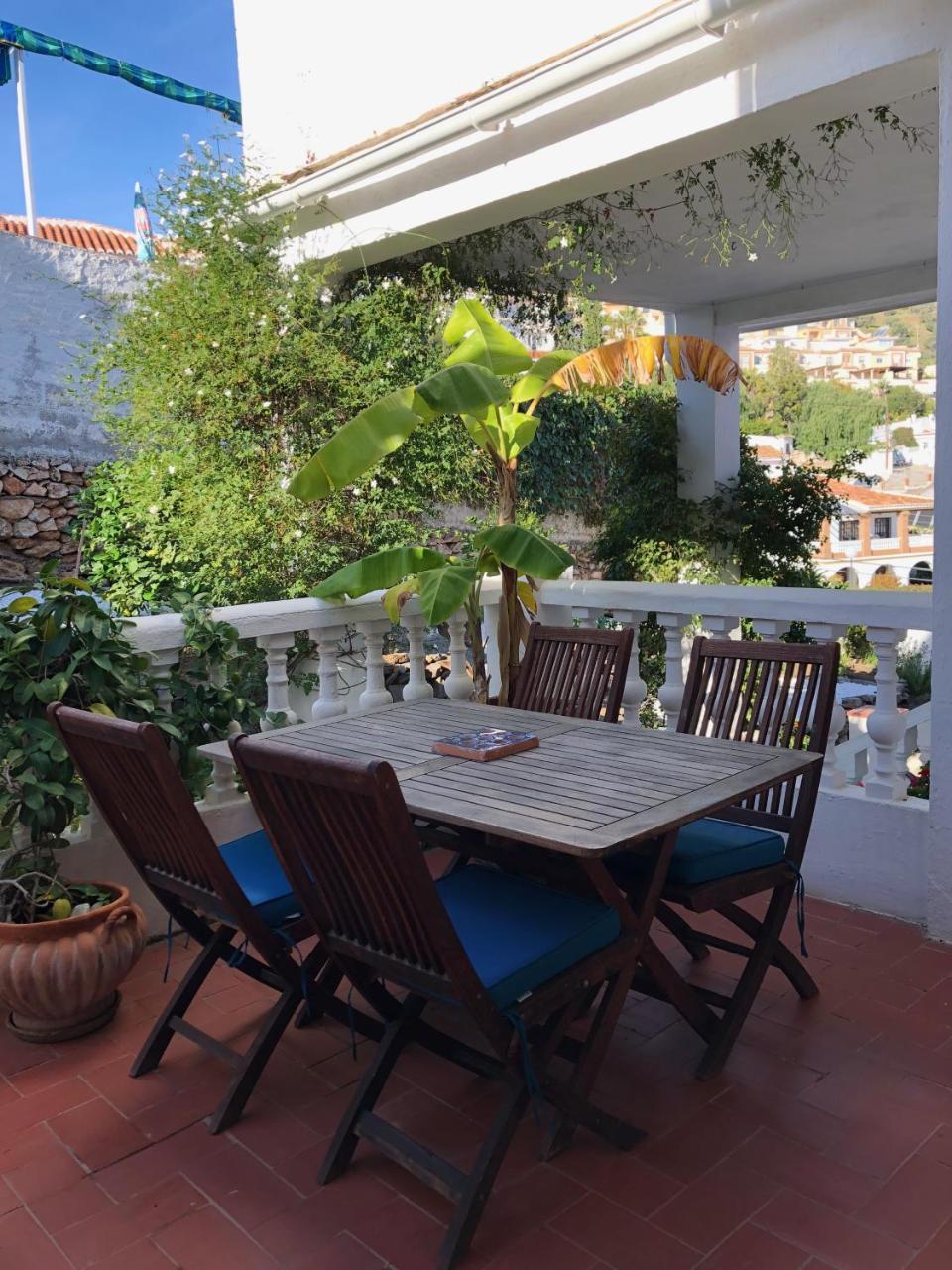 Hostal Avalon Nerja Extérieur photo